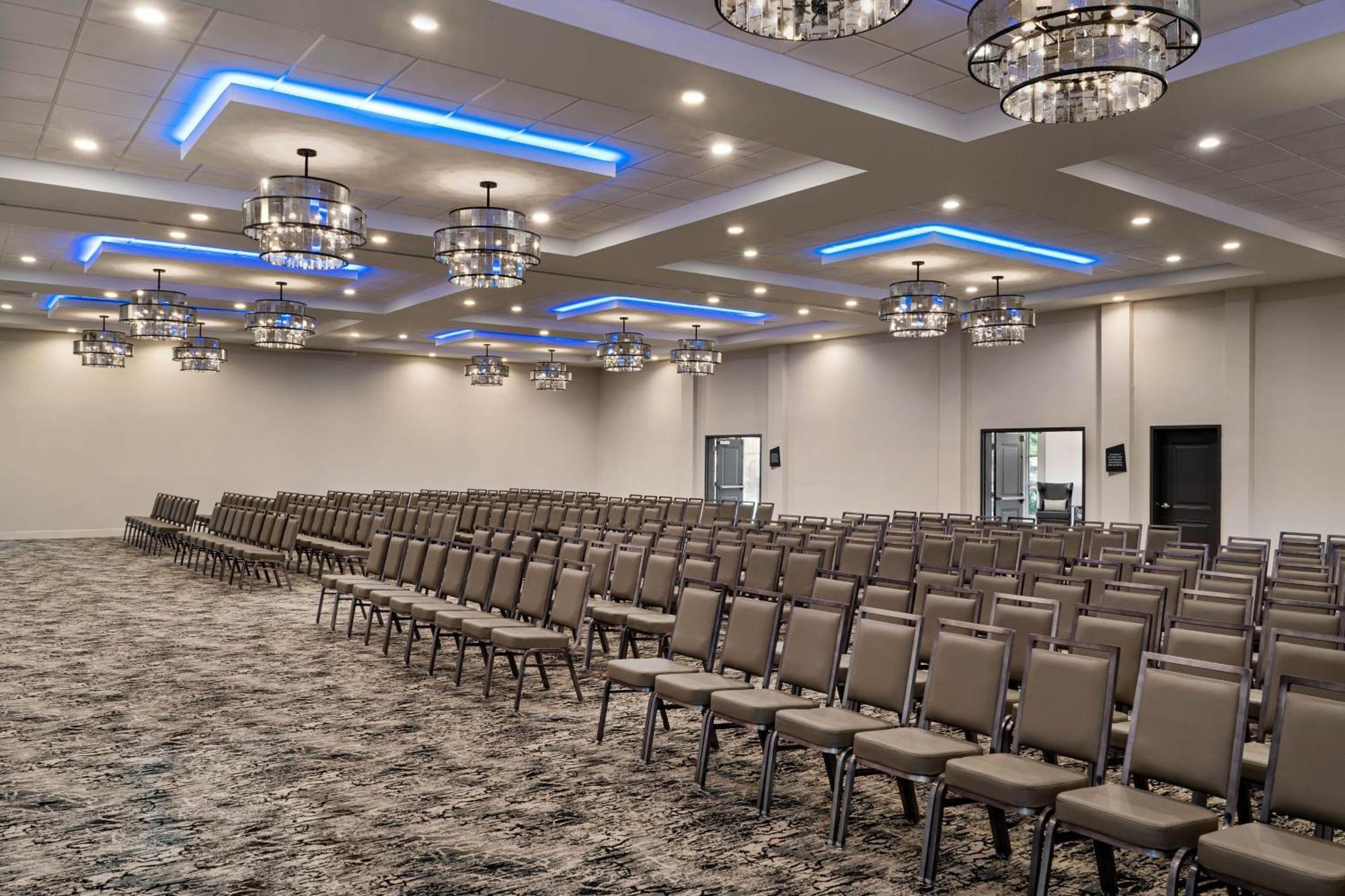 Отель Aloft Katy Mills Экстерьер фото
